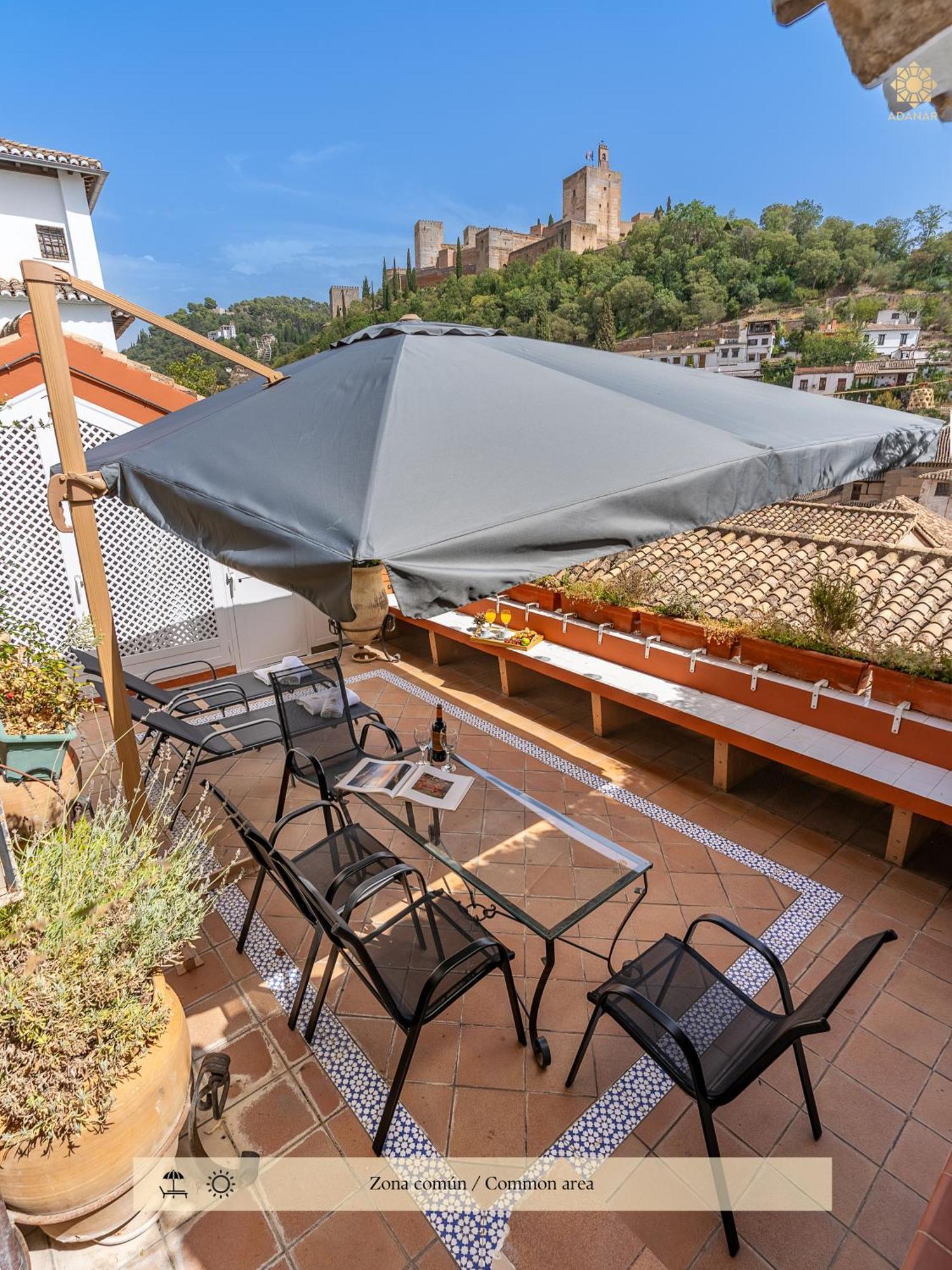Adanar-Apartamentos Muralla Ziri Grenada Zewnętrze zdjęcie