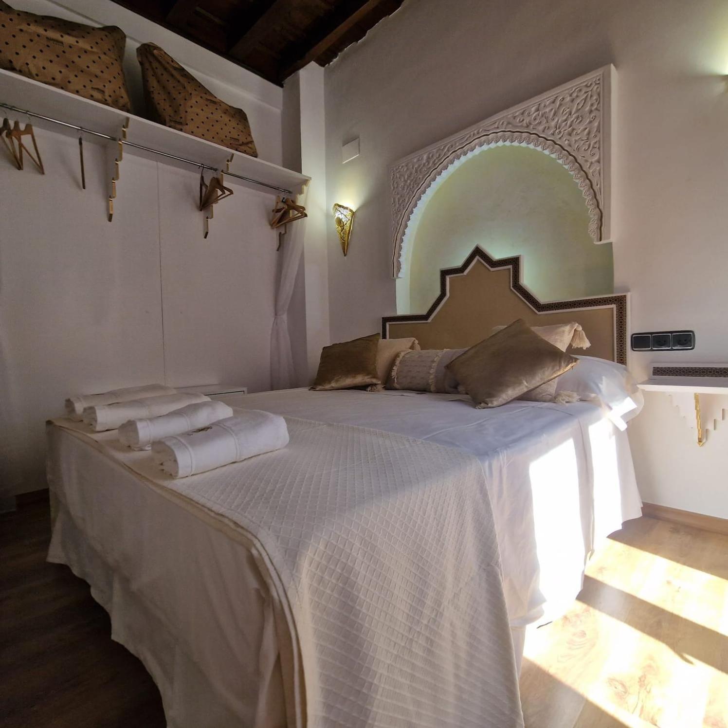 Adanar-Apartamentos Muralla Ziri Grenada Zewnętrze zdjęcie